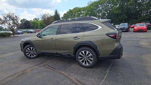 2025 Subaru Outback Touring XT