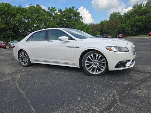 2019 Lincoln Continental Select