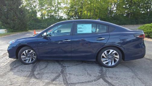 2025 Subaru Legacy Touring XT