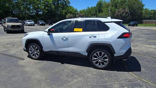 Ice Cap 2023 Toyota RAV4 Limited