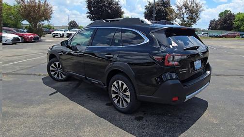2025 Subaru Outback Touring XT