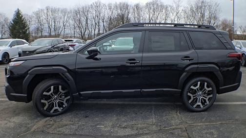 Crystal Black Silica 2026 Subaru Outback Touring XT