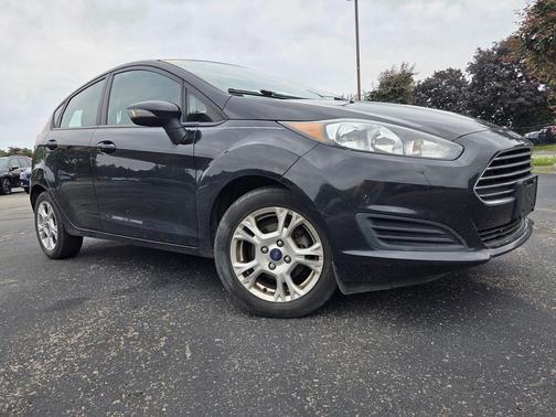 Tuxedo Black Metallic 2014 Ford Fiesta SE