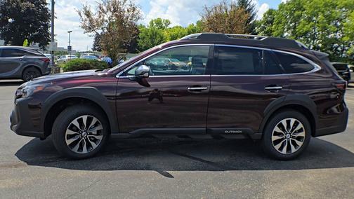 2025 Subaru Outback Touring