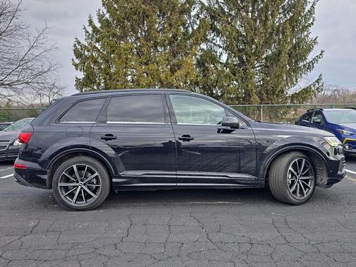 2021 Audi Q7 55 Prestige