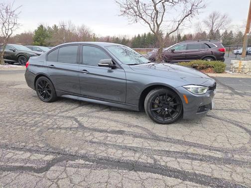 2017 BMW 330 330i xDrive