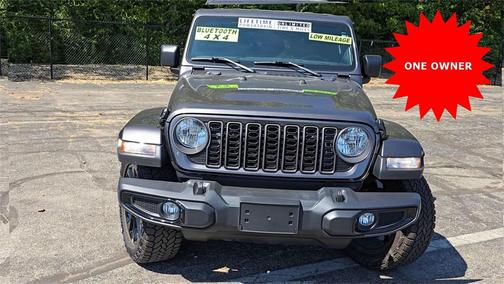 2024 Jeep Gladiator Nighthawk