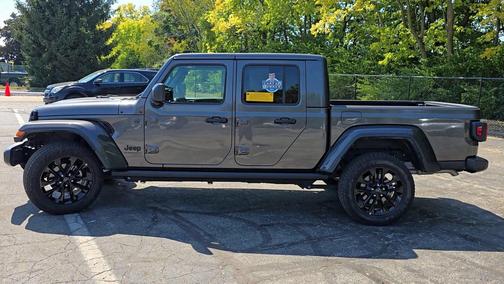 2024 Jeep Gladiator Nighthawk