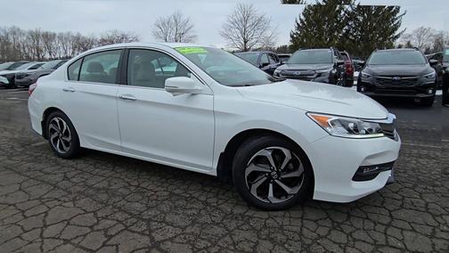 2017 Honda Accord EX-L w/Navigation & Honda Sensing