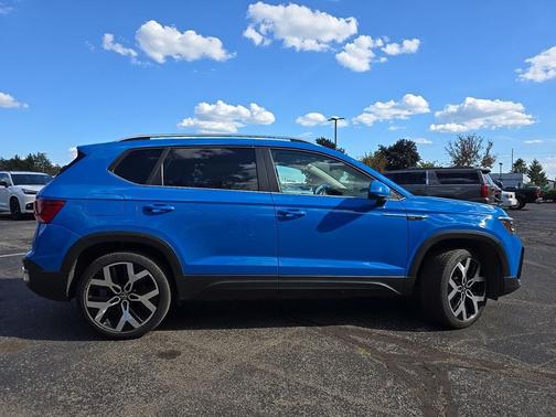 2022 Volkswagen Taos 1.5T SEL