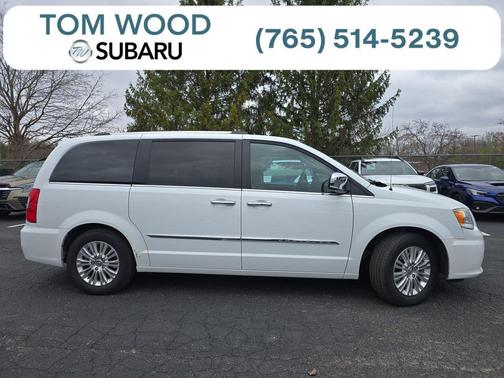 2014 Chrysler Town & Country Limited