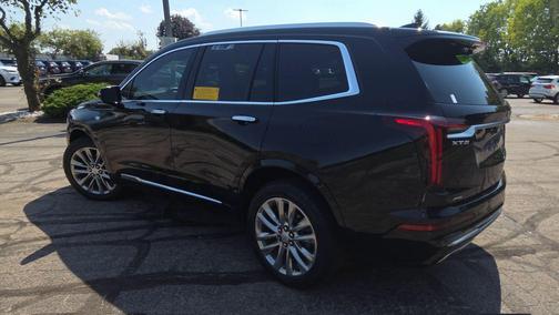 Stellar Black Metallic 2023 Cadillac XT6 Premium Luxury AWD