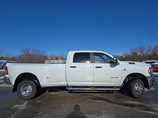 2023 RAM 3500 Big Horn