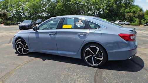 Sonic Gray Pearl 2022 Honda Accord Sport 2.0T