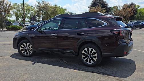 2025 Subaru Outback Touring XT