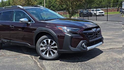 2025 Subaru Outback Touring XT
