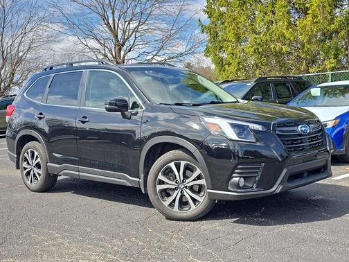 Crystal Black Silica 2023 Subaru Forester Limited