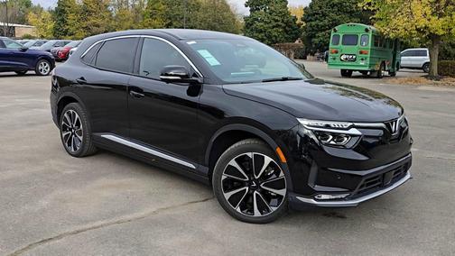 2025 VinFast VF 8 Plus