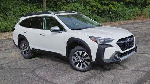 2025 Subaru Outback Touring XT