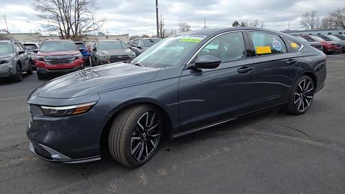 2023 Honda Accord Hybrid Touring