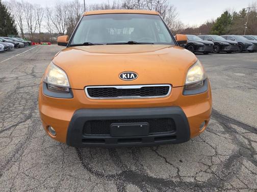 2011 Kia Soul +