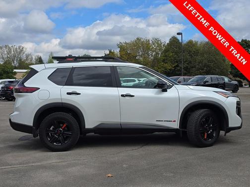 2025 Nissan Rogue Rock Creek