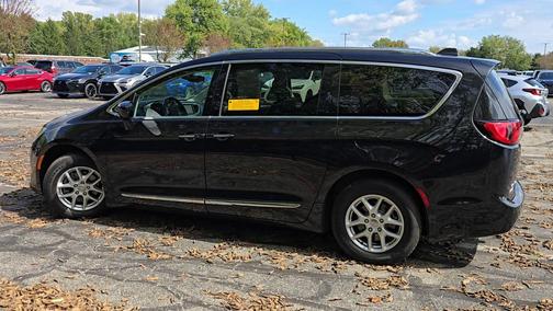 2020 Chrysler Pacifica Touring L