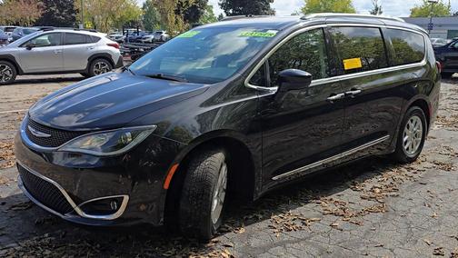 2020 Chrysler Pacifica Touring L