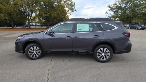 2025 Subaru Outback Base