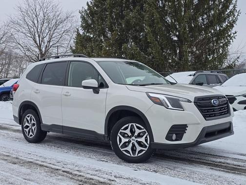 2023 Subaru Forester Premium
