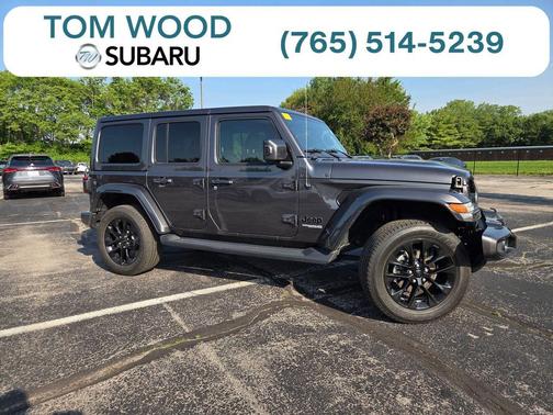Granite Crystal Metallic Clearcoat 2021 Jeep Wrangler Unlimited Sahara