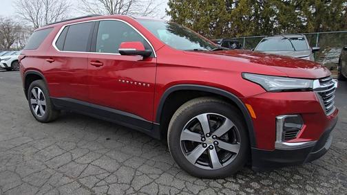 2023 Chevrolet Traverse LT Leather