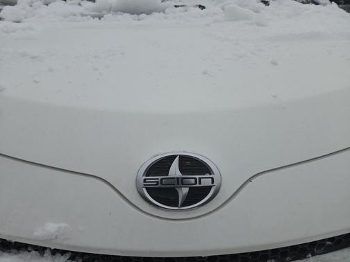 2014 Scion xD Base