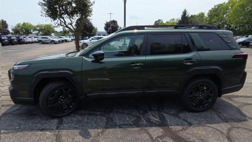Deep Emerald Green Pearl 2026 Subaru Outback Limited XT
