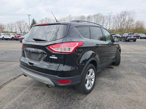 Tuxedo Black 2014 Ford Escape SE