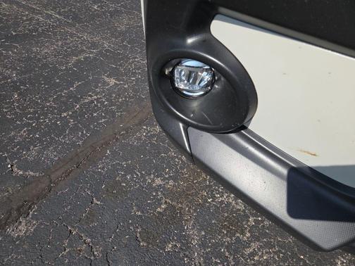 Crystal White Pearl 2024 Subaru Crosstrek Premium