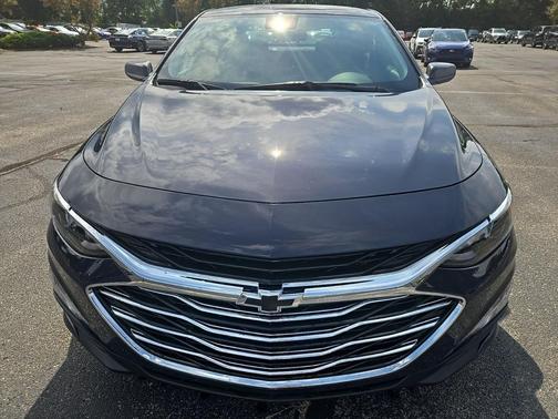 2025 Chevrolet Malibu LT