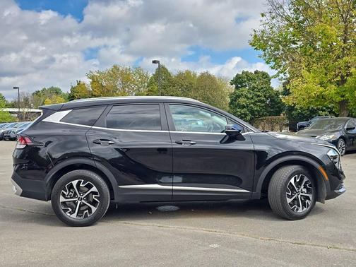 2023 Kia Sportage Hybrid EX