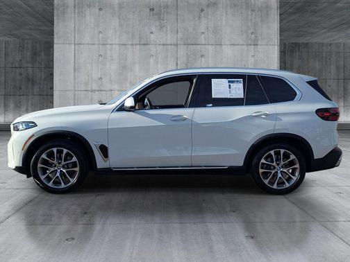 Alpine White 2026 BMW X5 xDrive40i