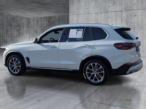 Alpine White 2026 BMW X5 xDrive40i