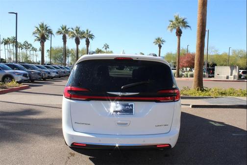 2022 Chrysler Pacifica Limited