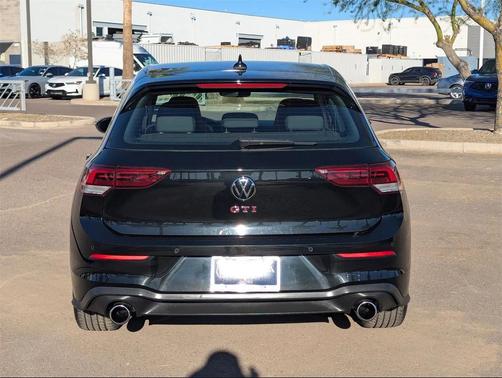 2024 Volkswagen Golf GTI 2.0T S DSG