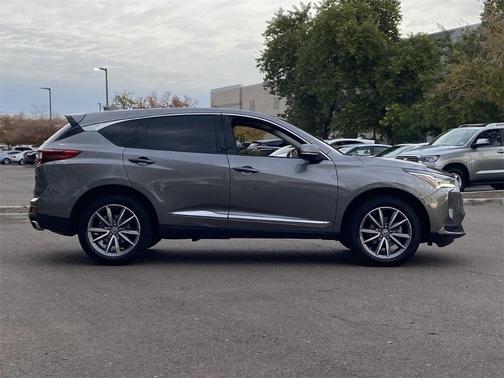 Photo 5 of 34 of 2022 Acura RDX Technology Package