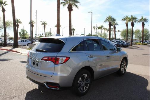 2017 Acura RDX Advance Package