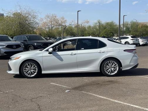 2018 Toyota Camry XLE