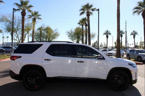 2022 Chevrolet Traverse Premier