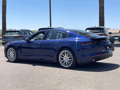 2020 Porsche Panamera E-Hybrid 4