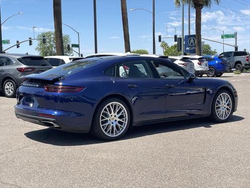 2020 Porsche Panamera E-Hybrid 4