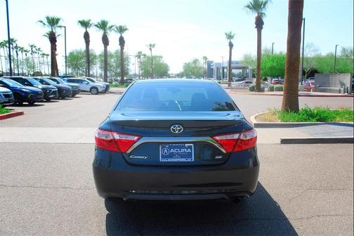 2015 Toyota Camry SE