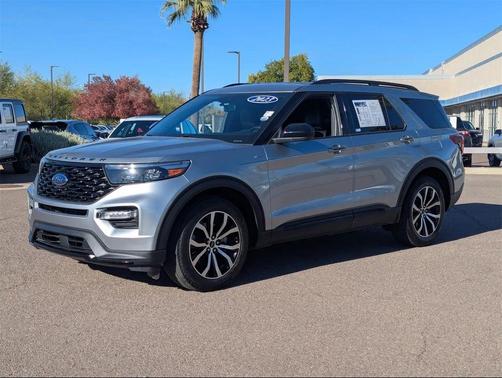 2023 Ford Explorer ST-Line